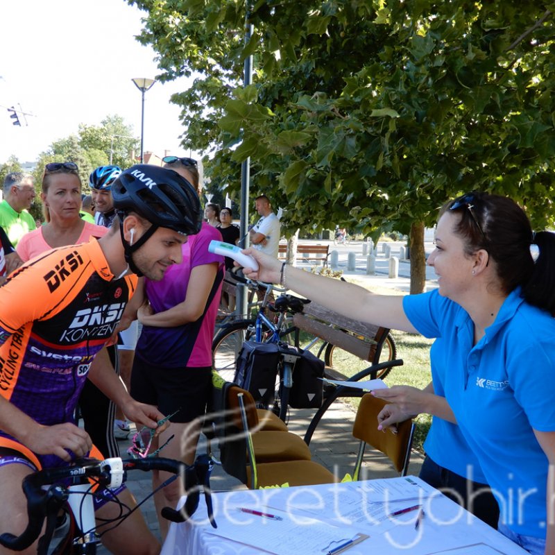 Kerékpártúra az autópályán 07